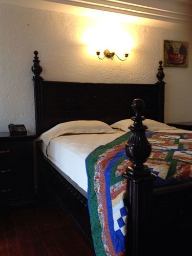 Hotel Oloffson Musseau Buitenkant foto